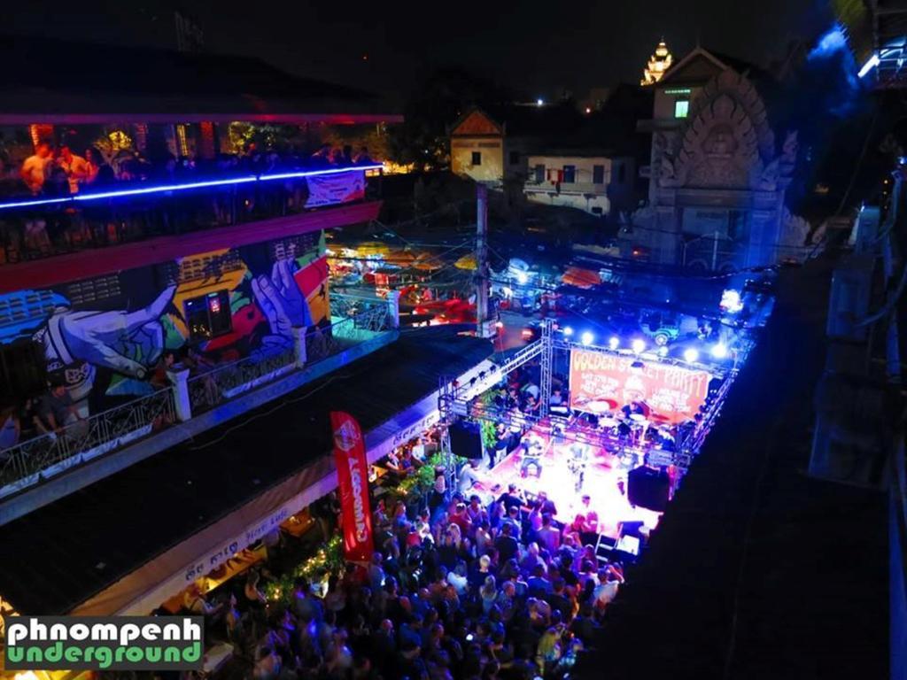 Top Banana Guesthouse & Rooftop Bar Phnom Penh Eksteriør bilde